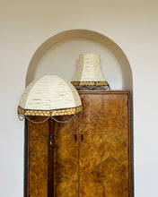 Load image into Gallery viewer, SCALLOP LAMPSHADE, IVORY/NATURAL/TAN WITH BORDER