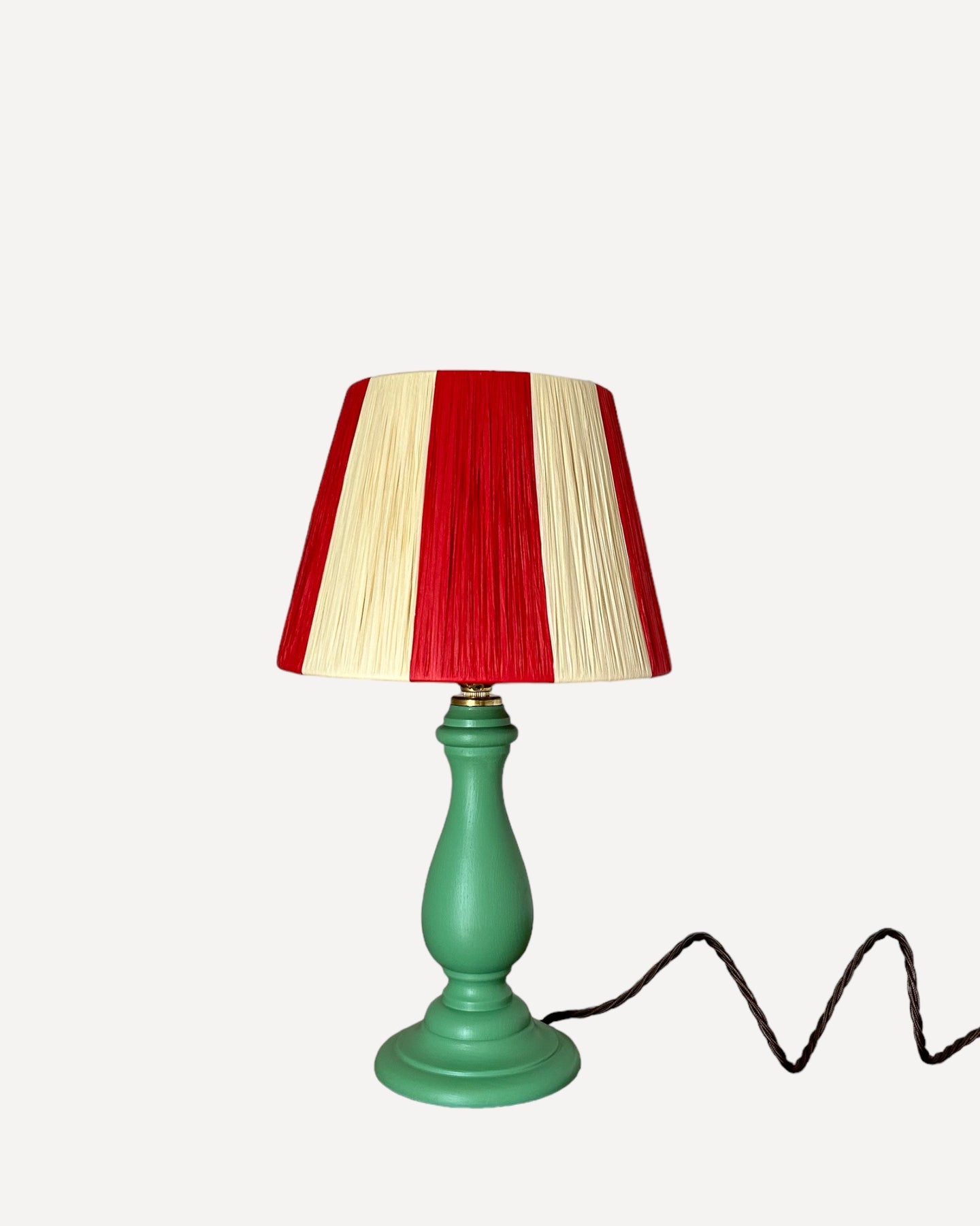 VINTAGE WOOD TABLE LAMP, GREEN